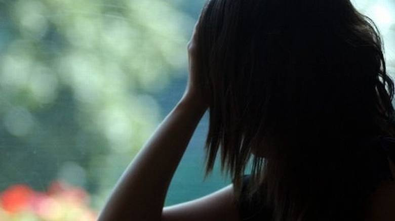 Συγκλονίζει η 5χρονη που βιάστηκε από τον αδερφό της: «Πώς σταματά το κλάμα μαμά»